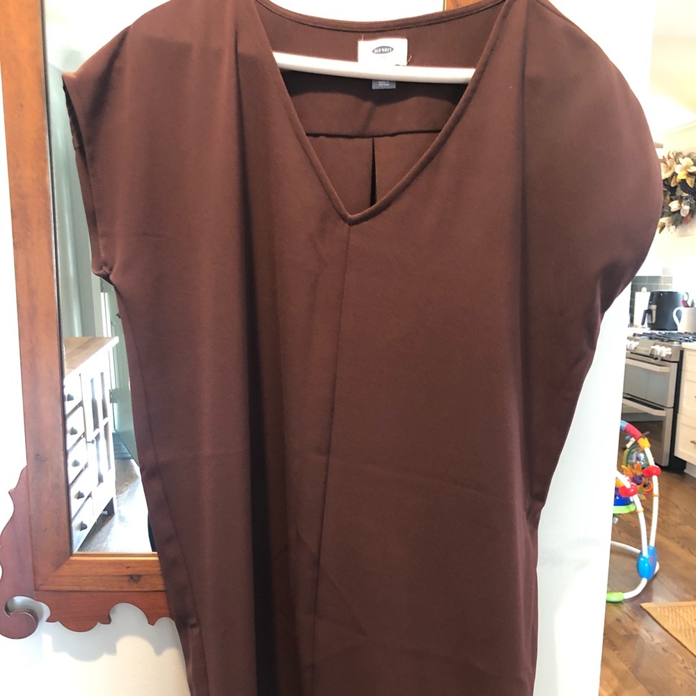 Old navy maroon sheath dress